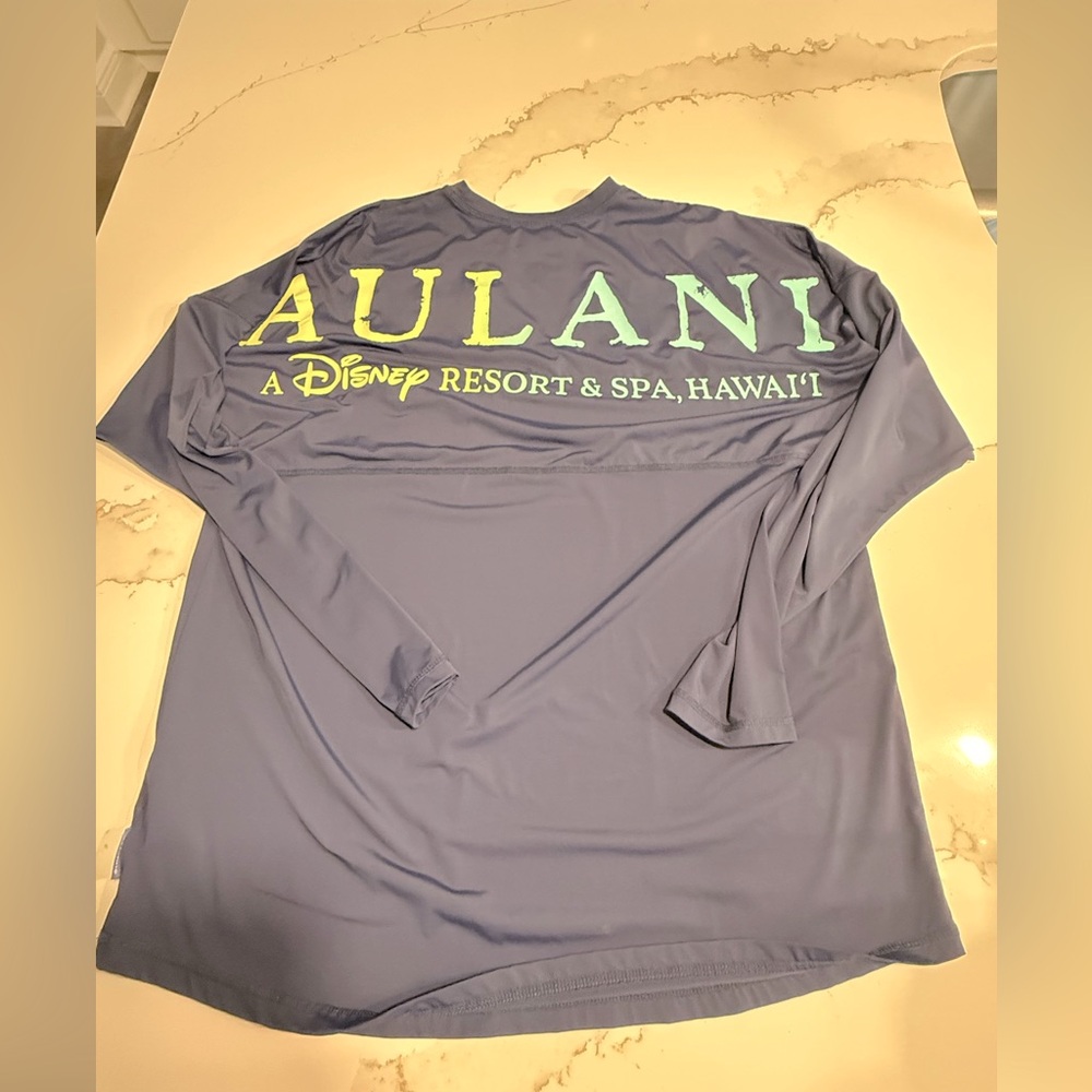 New Disney Aulani Spirit Jersey M Unisex Adult Rash Guard Top UPF 50 Navy Blue